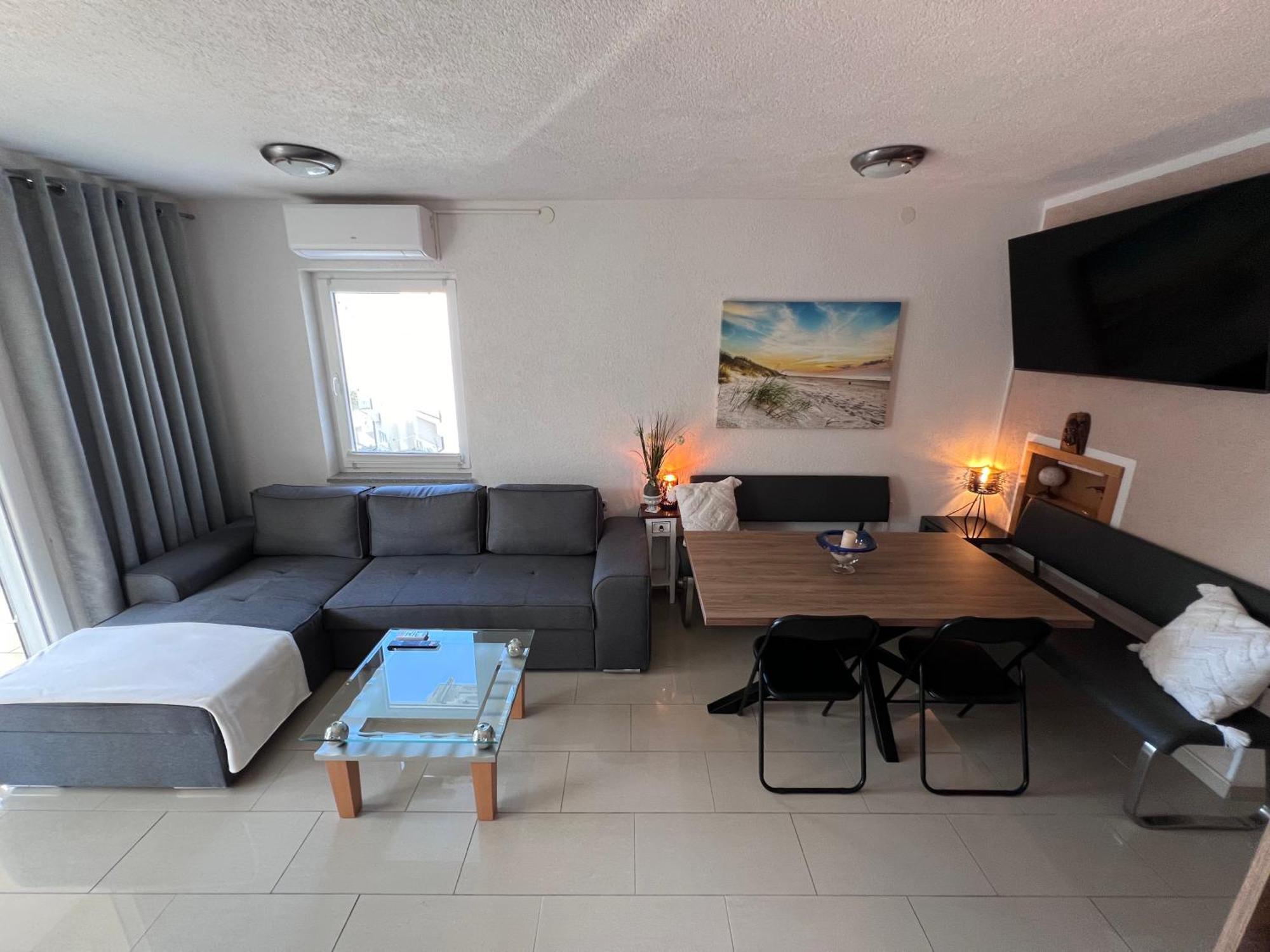 Apartment Mira - Sea View Trogir Exterior photo